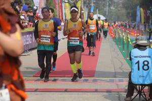 BIB: 4702, 46844
                            <button type="button" onclick="openModal(8247981)" class="btn btn-primary btn-sm float-right btn-popup" data-toggle="modal" data-target=".modal-high-quality">
                        <i class="fas fa-shopping-cart"></i> Add to Cart
                    </button>
                                            <button type="button" onclick="isThisMe(8247981, true)" class="btn btn-success btn-sm float-right btn-popup btn-isme hidden" data-toggle="tooltip" data-placement="bottom" title="นี่คือรูปของคุณใช่ไหม คลิกที่นี่เพื่อเอาเข้าอัลบั้ม">
                        <i class="fas fa-plus"></i> Add to album
                    </button>
                    <button type="button" onclick="isThisMe(8247981, false)" class="btn btn-warning btn-sm float-right btn-popup btn-isnotme hidden">
                        <i class="fas fa-ban"></i> Remove from album
                    </button>